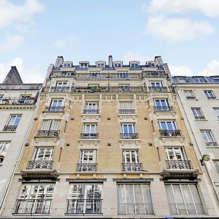 Freshly Renovated Apartment In The Heart Of Parijs Buitenkant foto