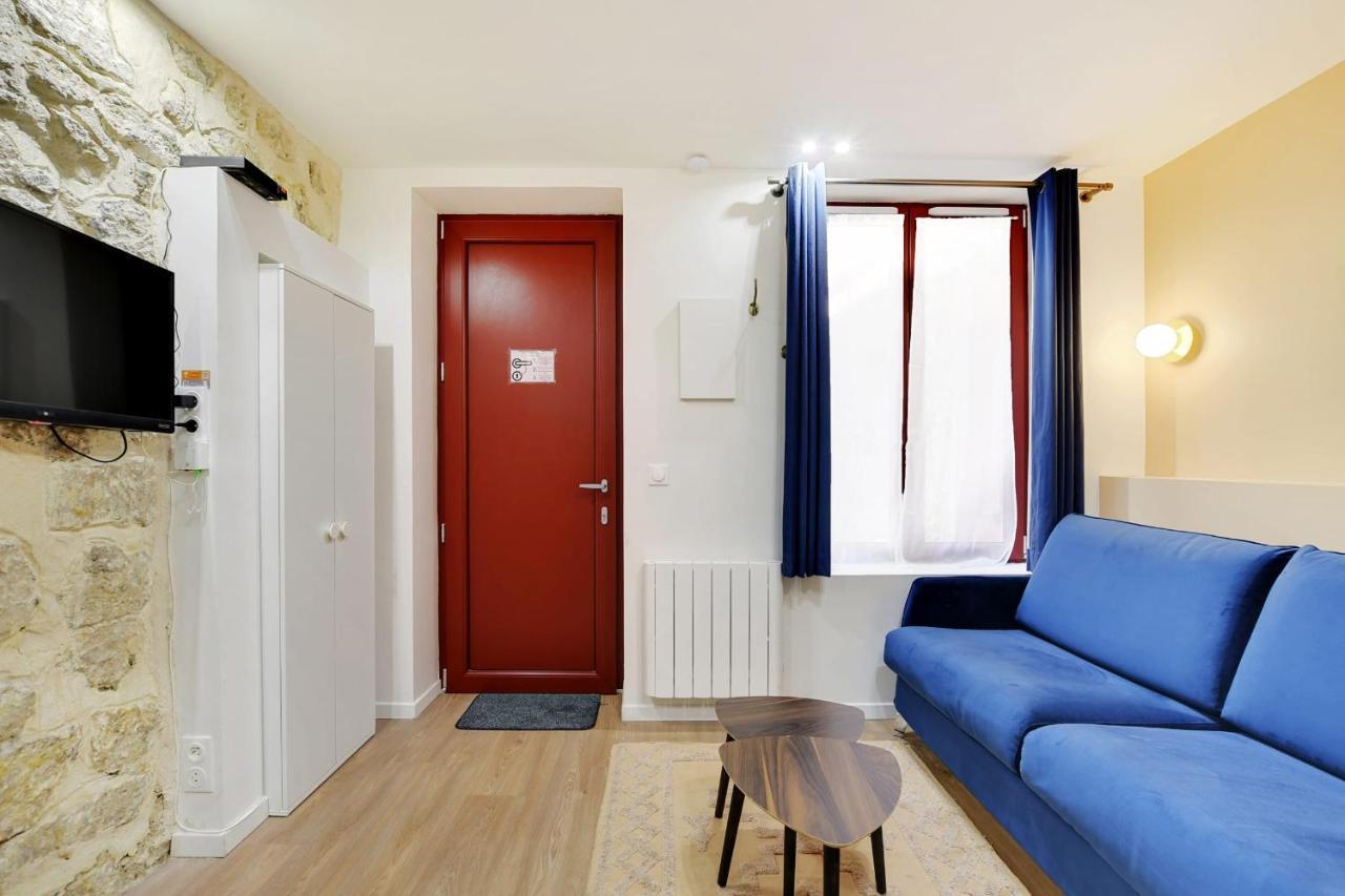 Freshly Renovated Apartment In The Heart Of Parijs Buitenkant foto